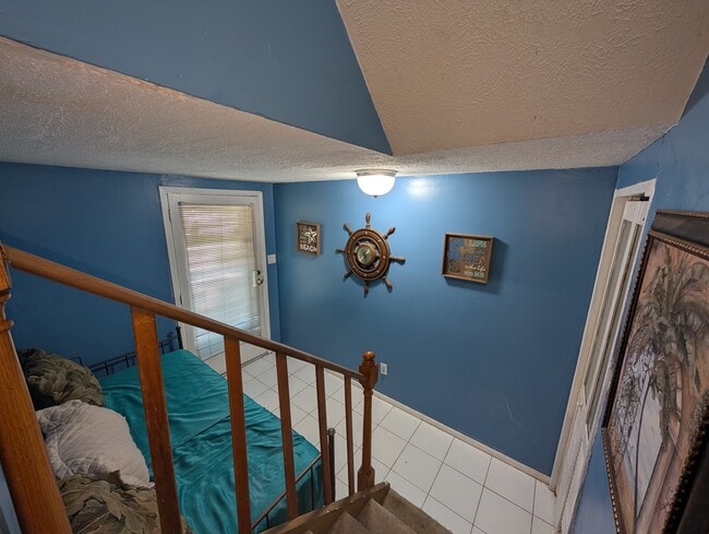 Building Photo - 4310 Edgedale Dr