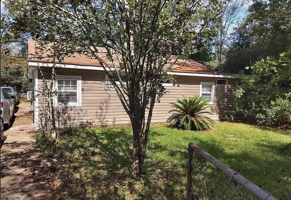Primary Photo - 1818 Ogburn Ave