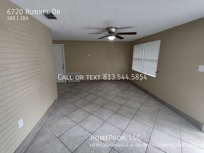 Building Photo - New Port Richey Chic: 3BR Home with Modern...