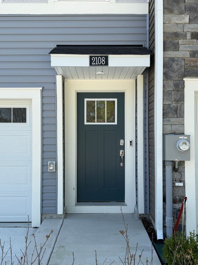 Foto del edificio - Modern Townhome with Golf Course Views & 2-Car Garage- Cambridge, MD