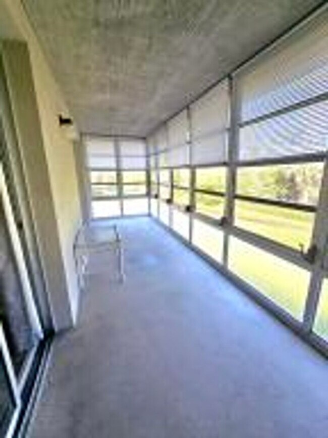 Building Photo - 2 Bed 2 Bath $1700 Rental 55+ in Vista St ...