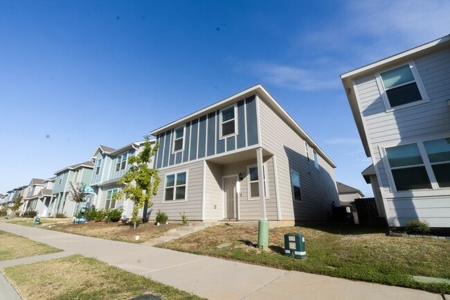 Building Photo - 5533 Topwater Trl