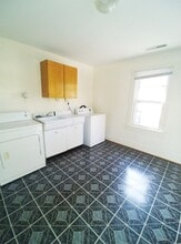 Building Photo - 910-914 N 11th Street