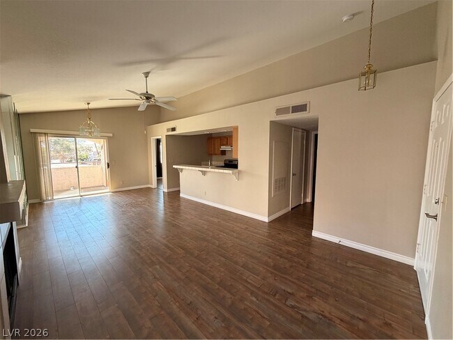 Foto del edificio - 7570 W Flamingo Rd