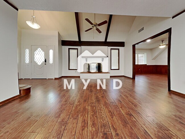 Foto del edificio - 6915 Dartford Ct