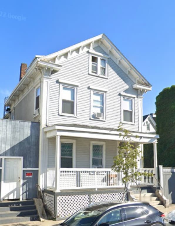 Building Photo - 382 Dorchester St