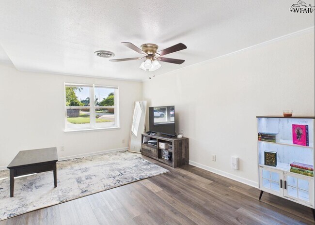 Foto del edificio - 601 Hazel St