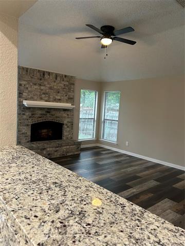Foto del edificio - 3108 Clovermeadow Dr