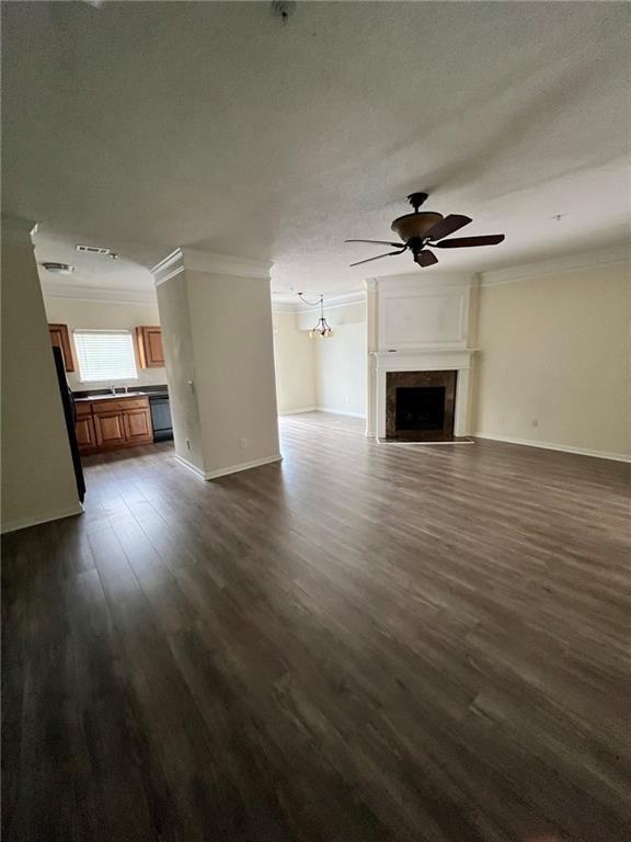 Foto del edificio - 220 Magnolia Leaf Dr