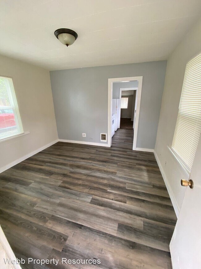 Foto del edificio - 1 br, 1 bath House - 124½ SE 17th St.
