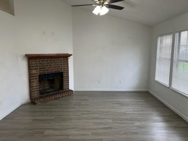 Building Photo - Grasslands