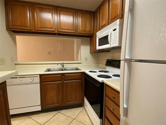 Foto del edificio - 806 W 24th St