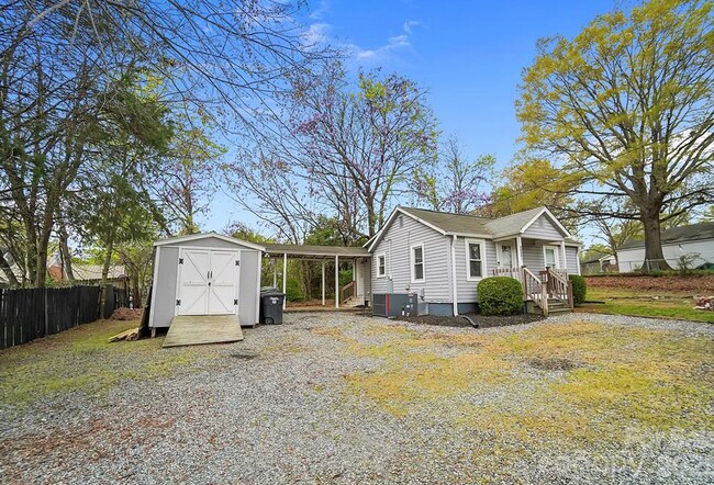 Foto del edificio - Room in House on Kannapolis Hwy