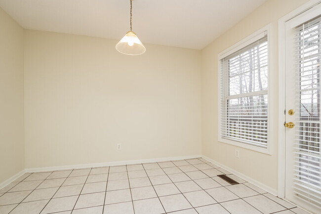 Foto del edificio - 19 Eagle Point Ct