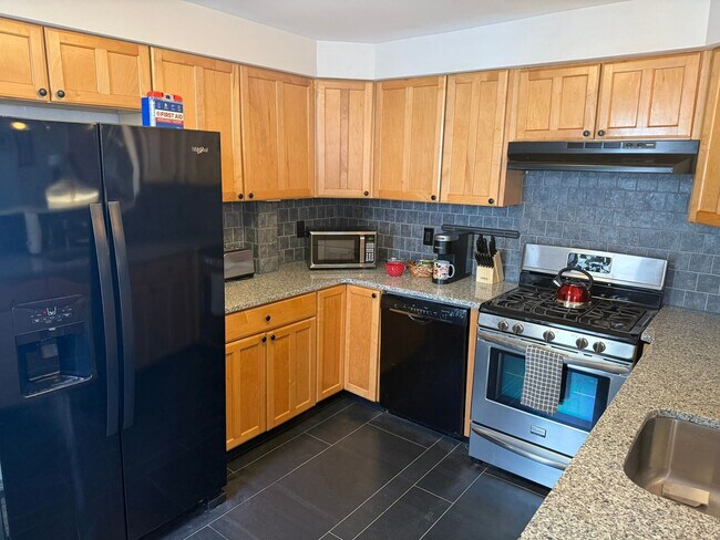 Foto del edificio - 39 Thomas Ave