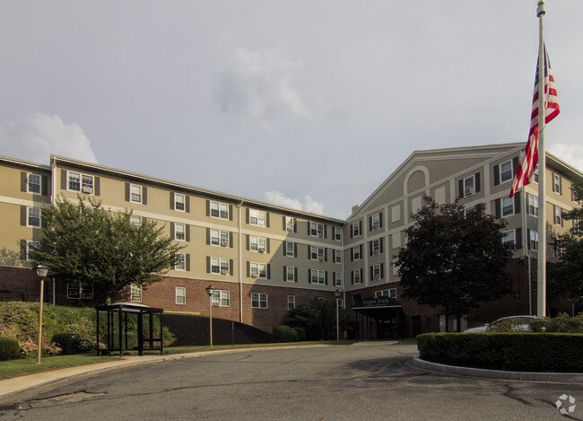 Foto del edificio - Logan Park Senior Living