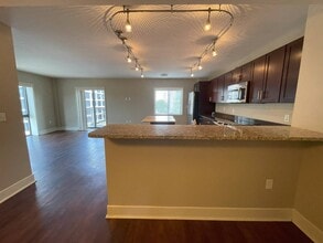 Building Photo - 4700 Roanoke Pkwy
