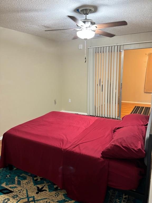 Foto del edificio - 5060 76th Ave N