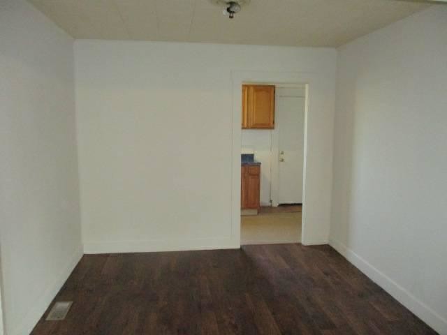 Building Photo - 515 E. Vine St.