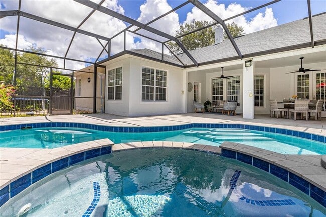 Foto del edificio - 8363 Bowden Way