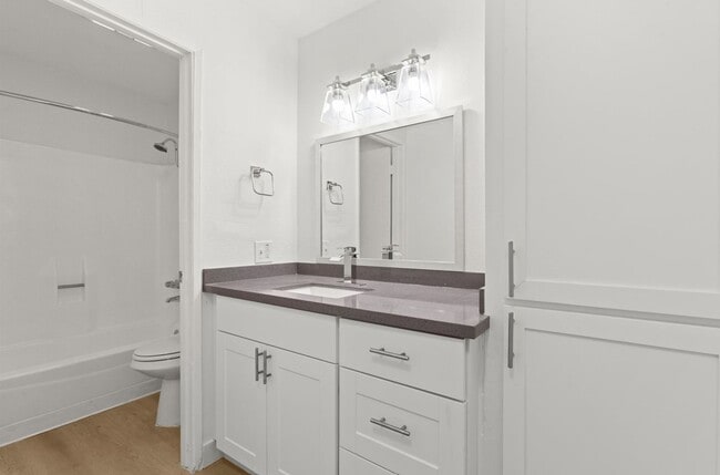 Interior Photo - Bevia Apartments ||