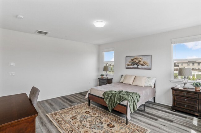 Foto del edificio - 3168 Needham Ave