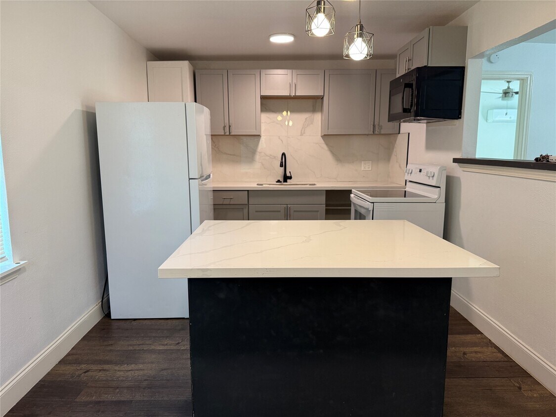 Foto principal - 306 Stiles St