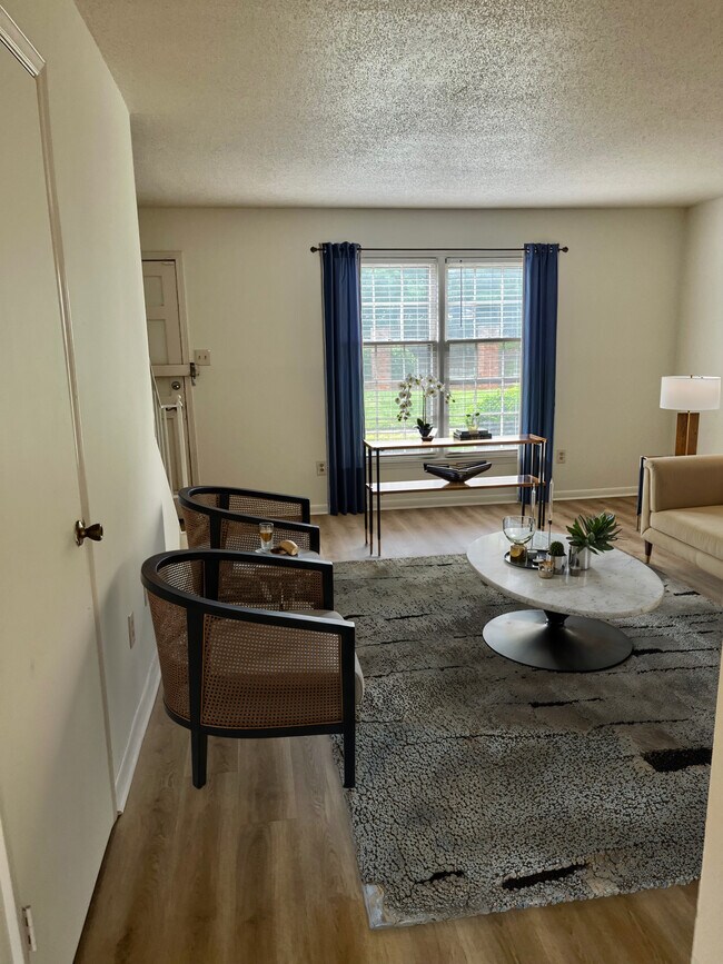 Living Virtually Staged - 4520 Central Ave