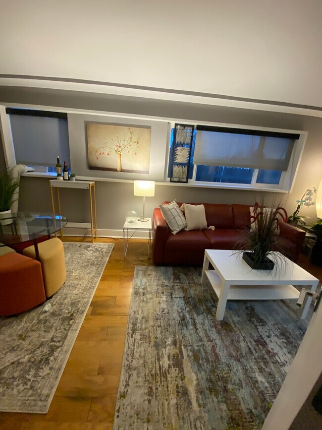 Living Room - 70 S Cherokee St