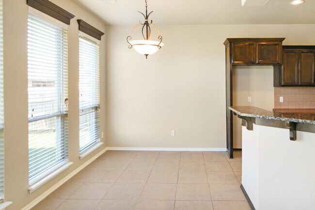 Building Photo - Great 4 bed, 2 bath, 2 car home in Edmond