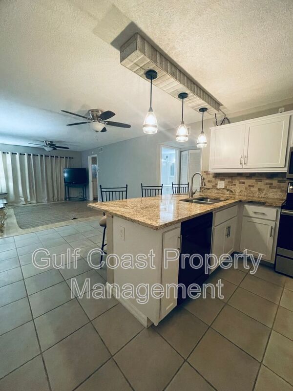 Foto del edificio - 26485 Rampart Blvd