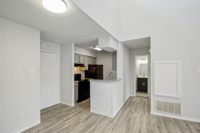 Foto del edificio - 13155 Walden Rd