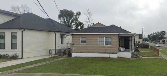 Foto del edificio - Well Kept 2 Bedroom in the Gentilly Area