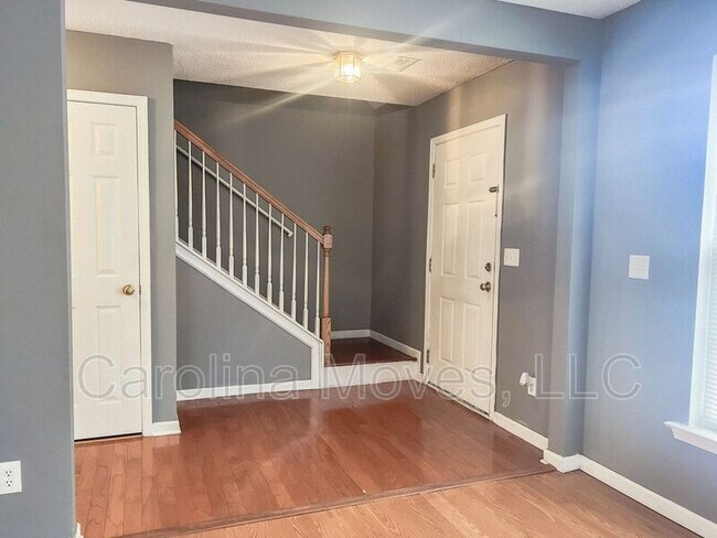 Building Photo - 4 Oyster Bay Ct
