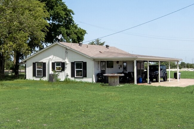 Photo - 354 N Fm 1138 Unit House