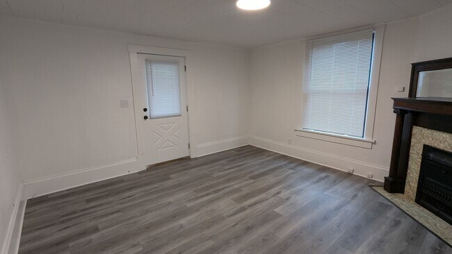 Foto del edificio - 916 6th St NW
