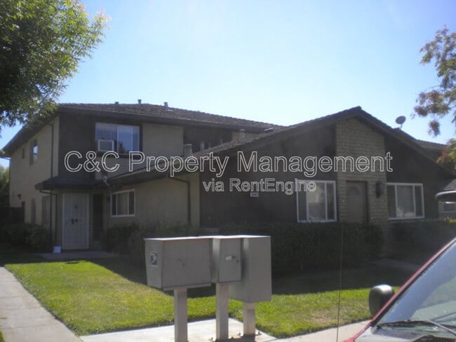 Photo - 5496 Judith St Townhome