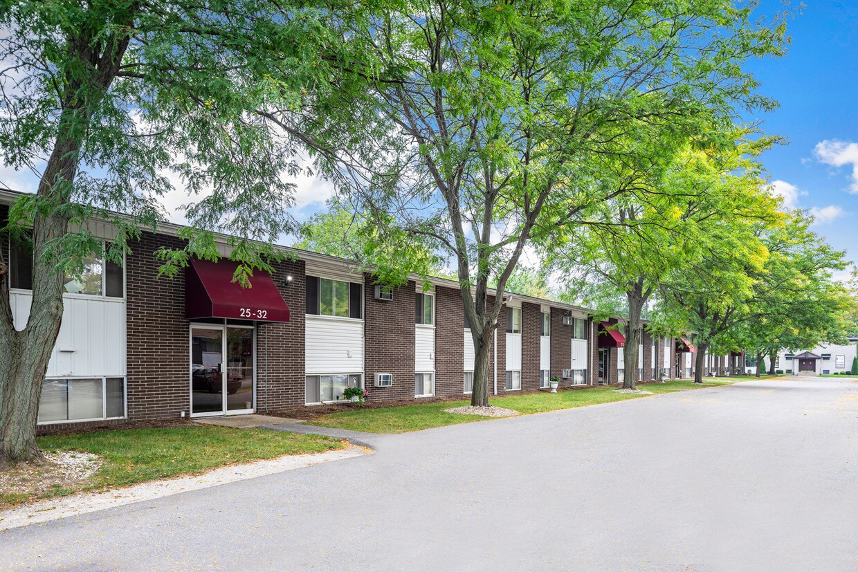 Jackman Grove Apartments Toledo, OH