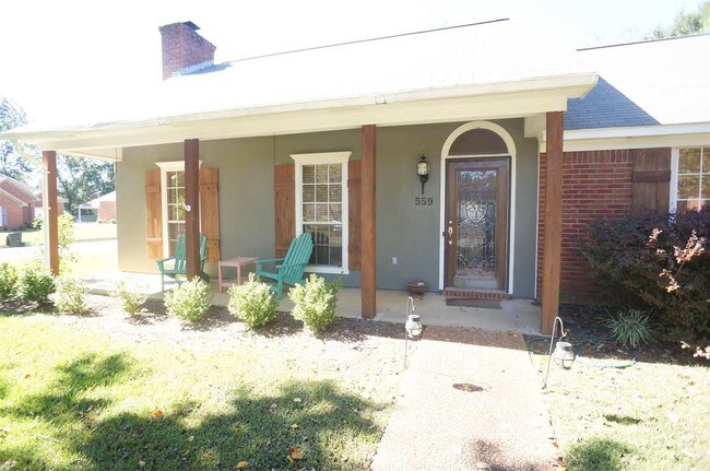 Foto del edificio - 559 Brookstone Cir