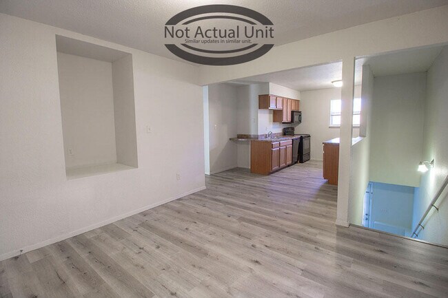 Foto del edificio - 1013 W Ash St
