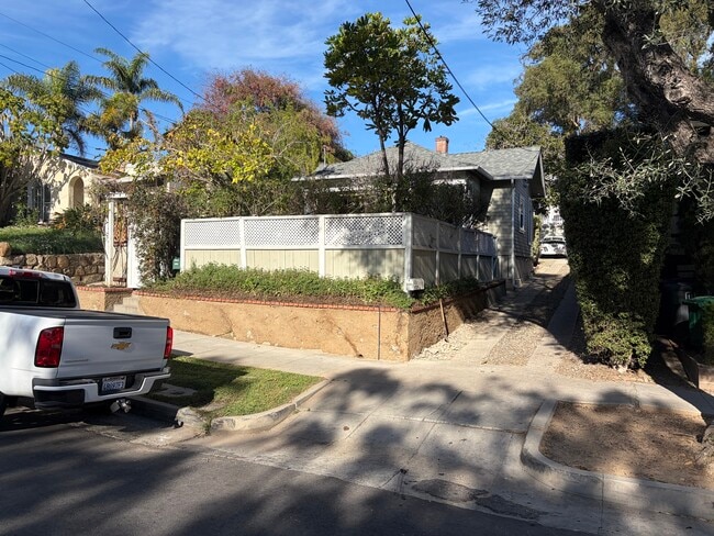 Foto del edificio - 1226 Olive St