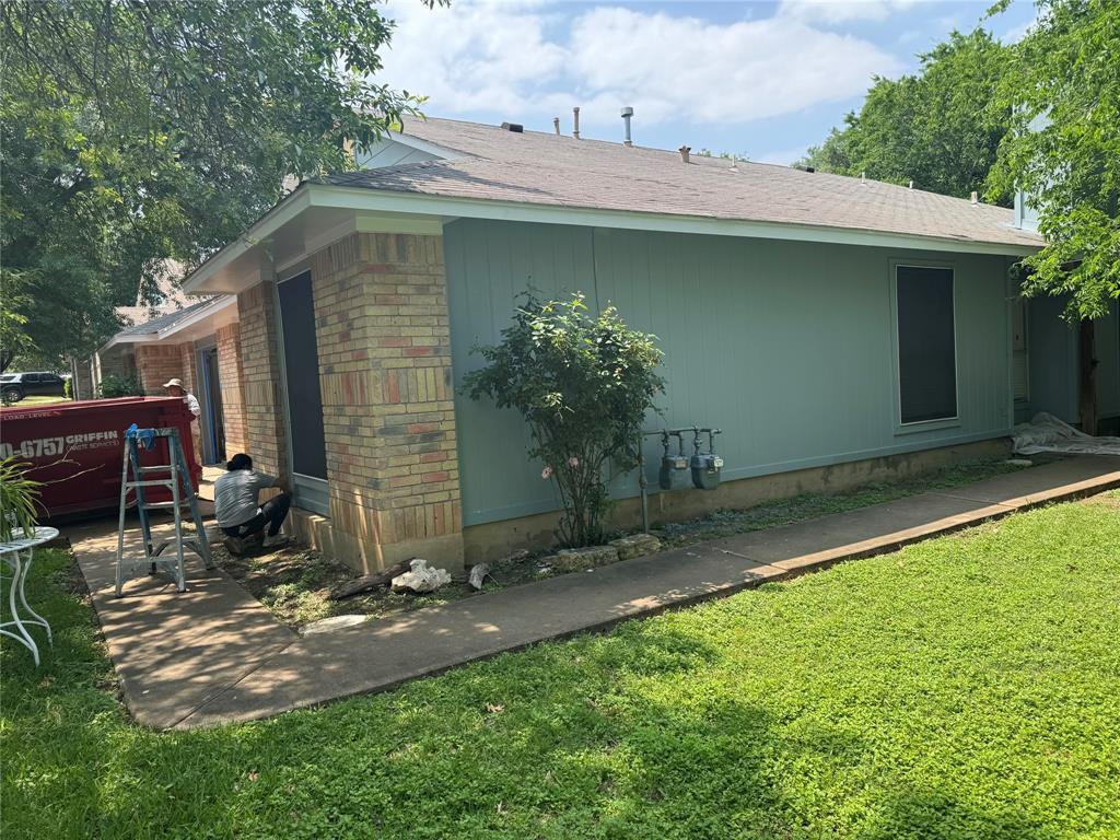 Primary Photo - 2108 Redwing Way