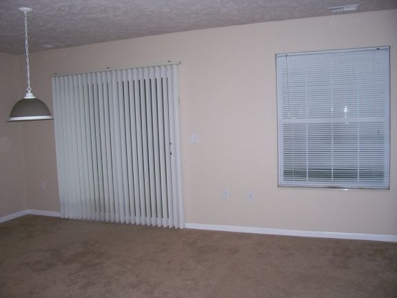 Primary Photo - 3033 Valencia Cir