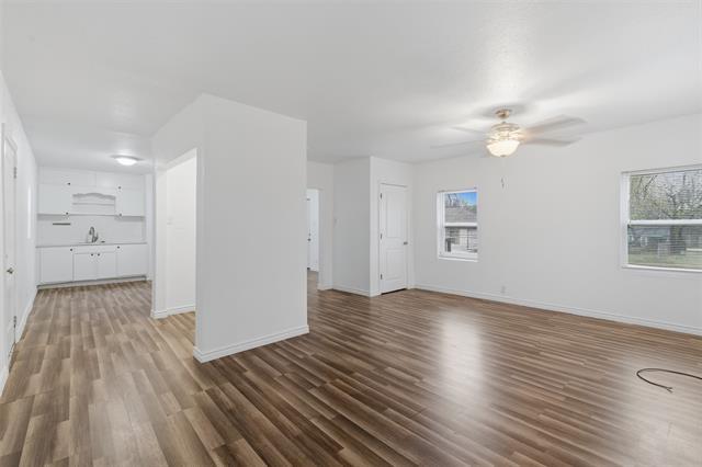 Foto del edificio - 613 W Murray St