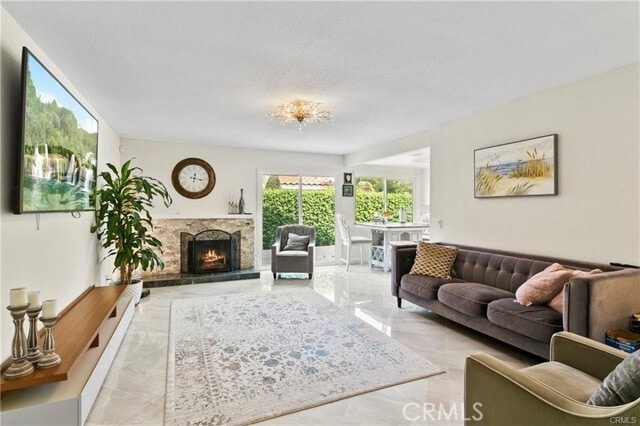 Building Photo - 196 S Donna Ct