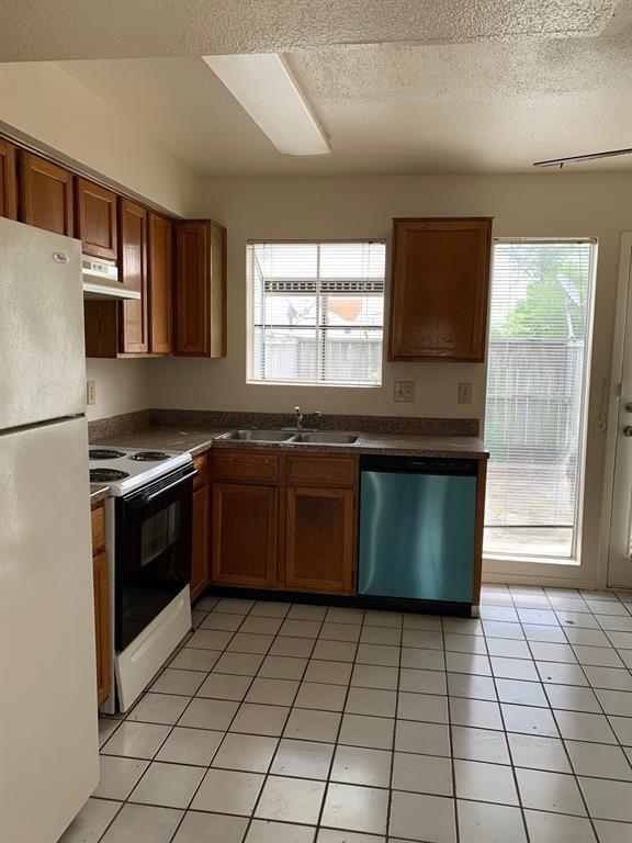 Foto del edificio - 12910 Ashford Point Dr