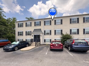 Building Photo - 106 Middletown Square