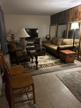 Building Photo - 145 Tracy Brewer Rd