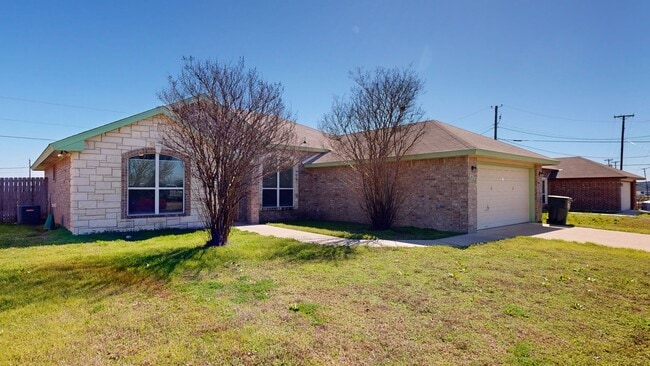 Foto del edificio - GORGEOUS HOME IN NOLANVILLE CLOSE TO FORT HOOD!