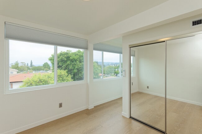 Building Photo - 150 Haas Avenue